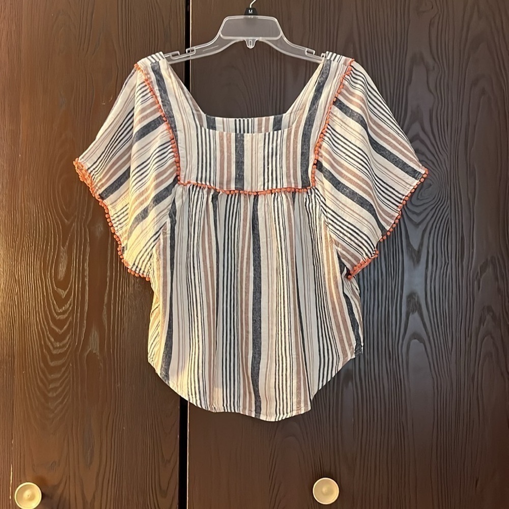 For Cynthia part linen large sleeved top. Size Large. - Picture 7 of 11